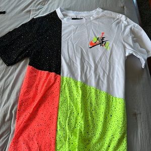 Nike Air Jordon CL youth Tee